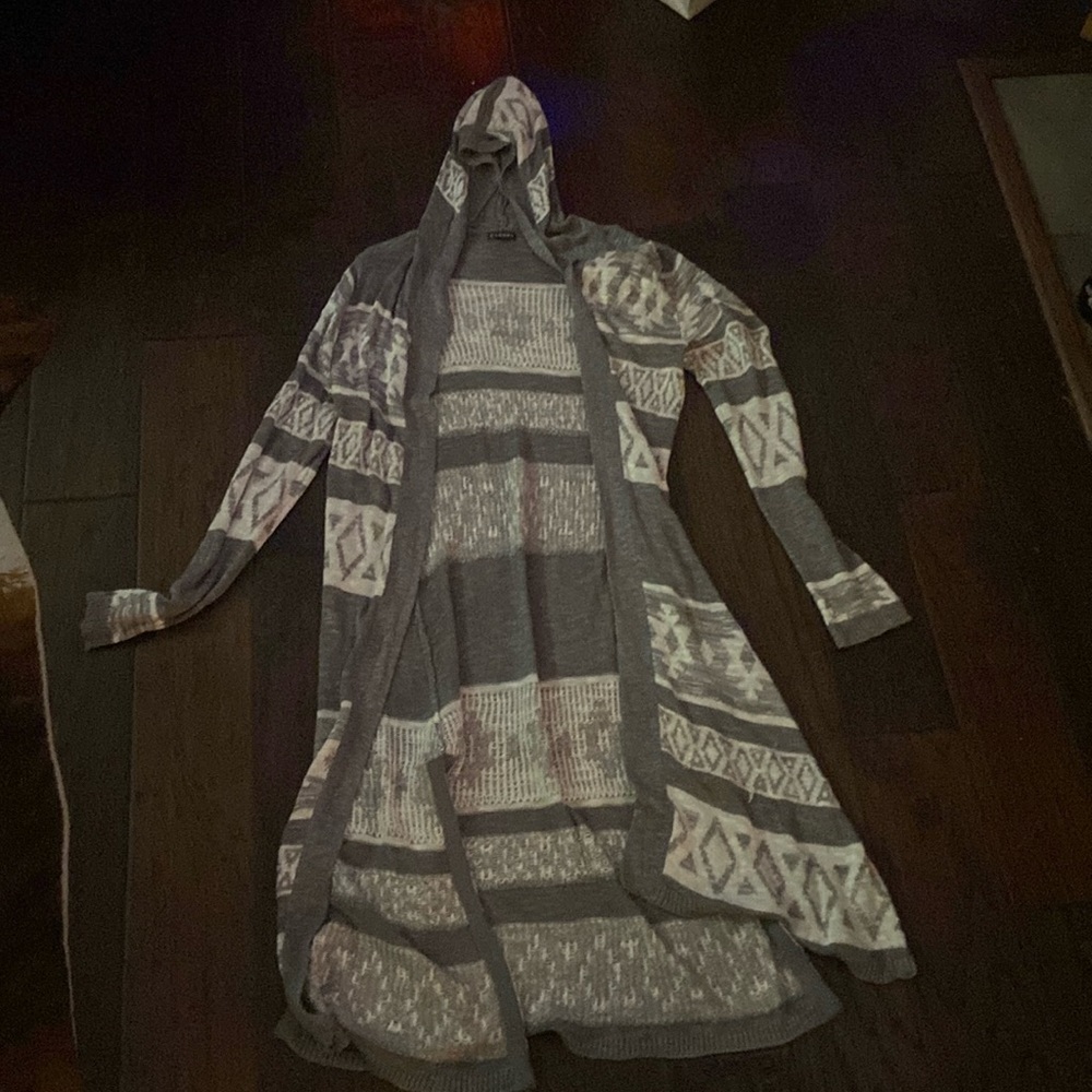 Long light weight sweater with hood size m